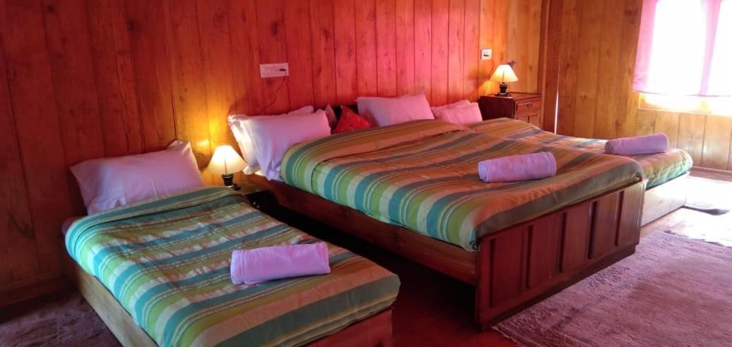 Log Cabin In The Woods Bed & Breakfast Gangtok Exterior photo