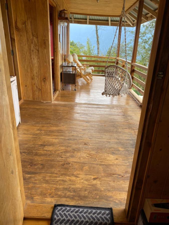 Log Cabin In The Woods Bed & Breakfast Gangtok Exterior photo