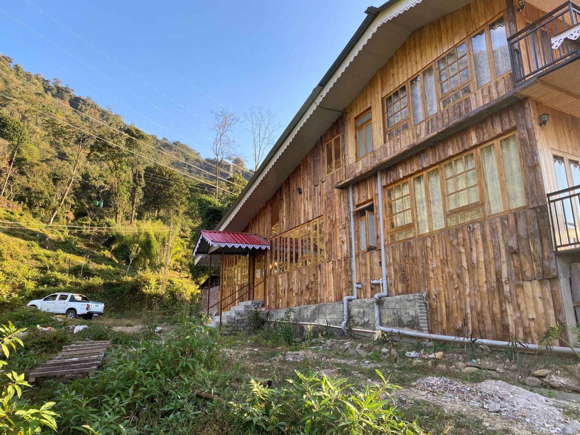 Log Cabin In The Woods Bed & Breakfast Gangtok Exterior photo